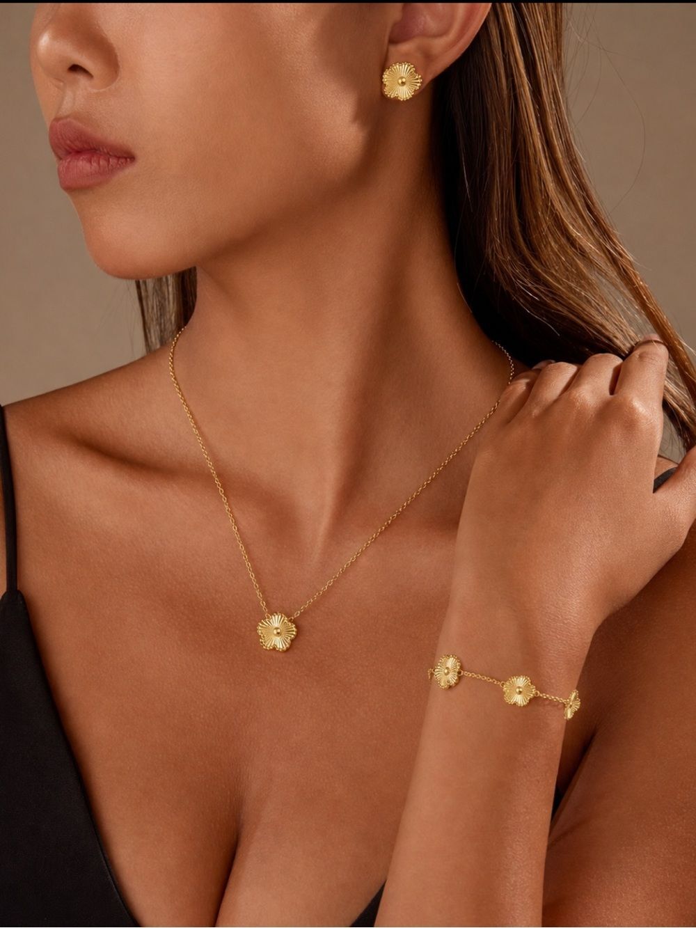 14K Gold Clover Jewelry Set Necklace Bracelet Earrings Four Leaf Lucky Charm